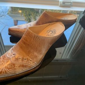 Charlie 1 Horse High Heeled Boots